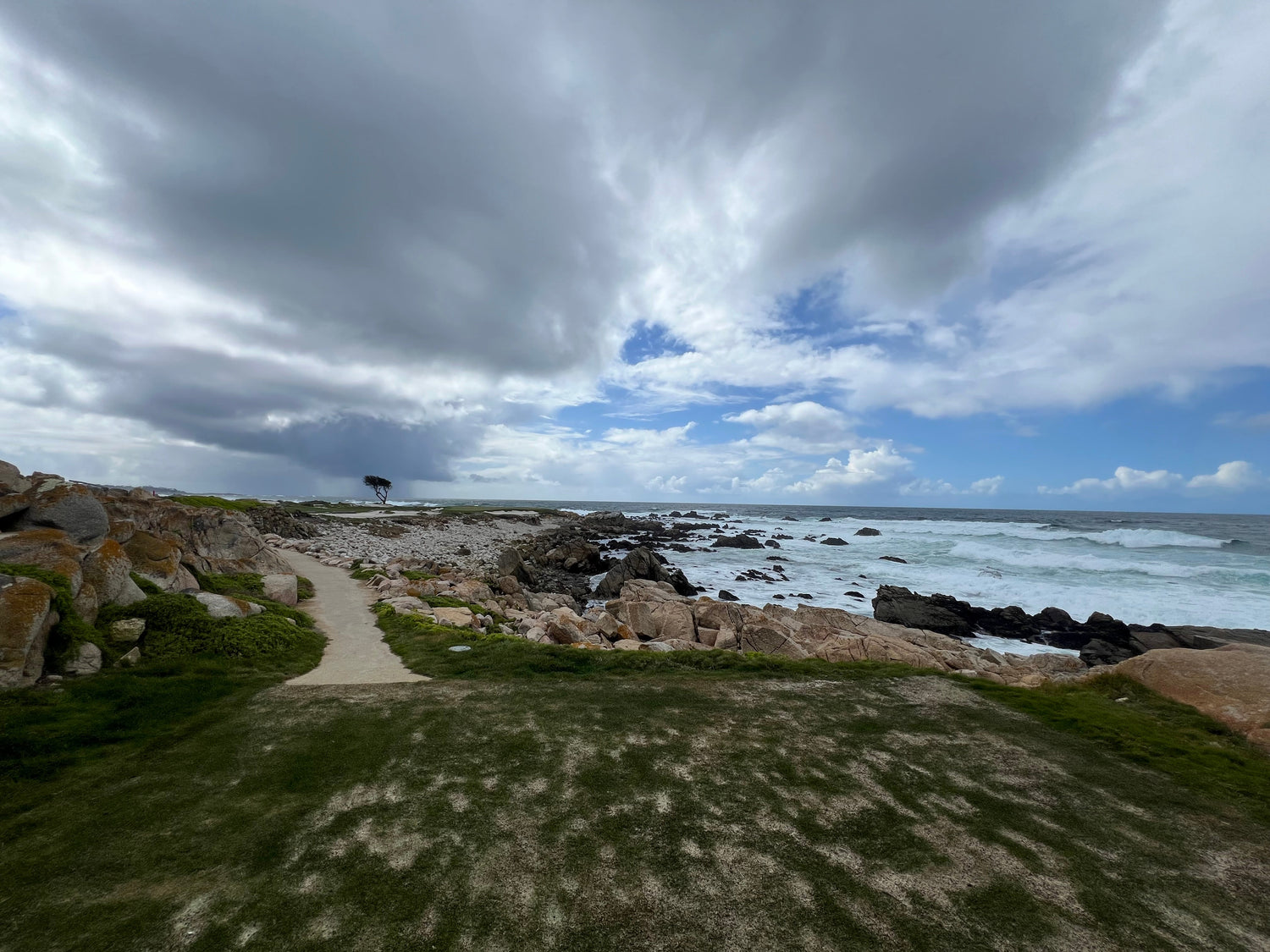 Monterey Peninsula Country Club's famous across the road hole
